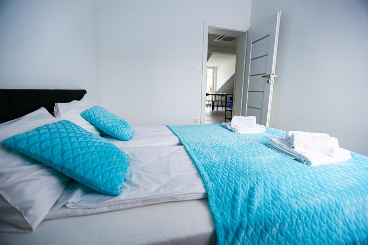 Apart Baltyk Pokoje & Apartamenty Łeba Exterior foto
