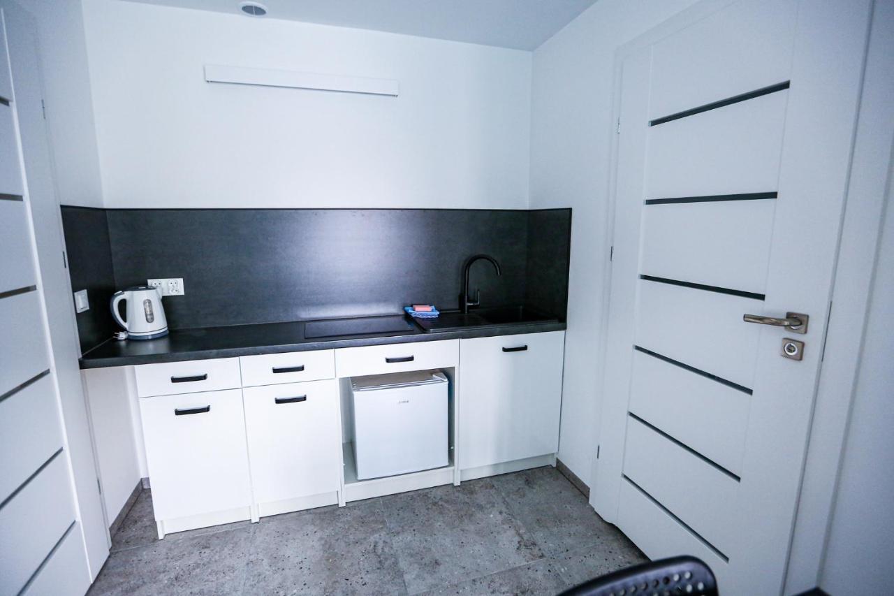 Apart Baltyk Pokoje & Apartamenty Łeba Exterior foto