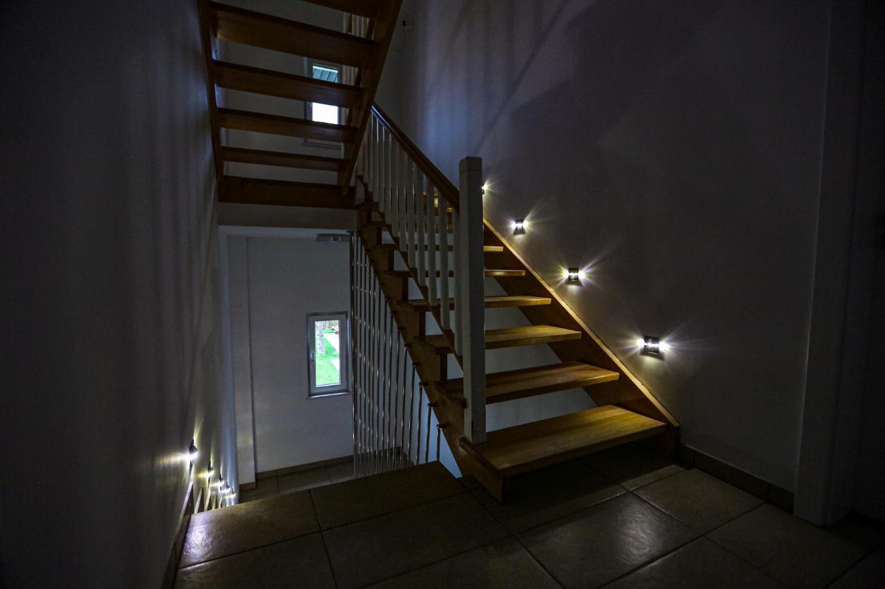 Apart Baltyk Pokoje & Apartamenty Łeba Exterior foto