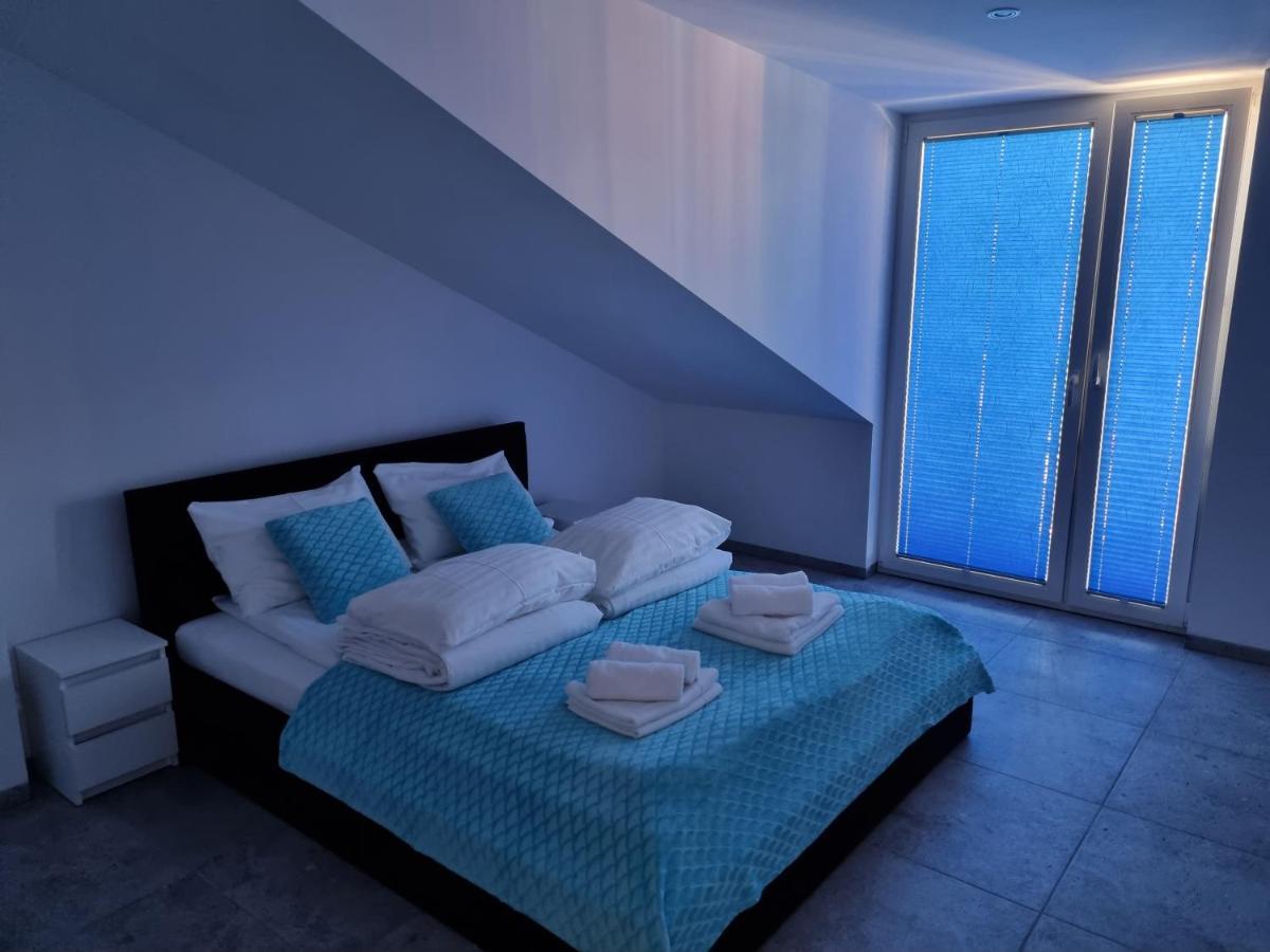 Apart Baltyk Pokoje & Apartamenty Łeba Exterior foto