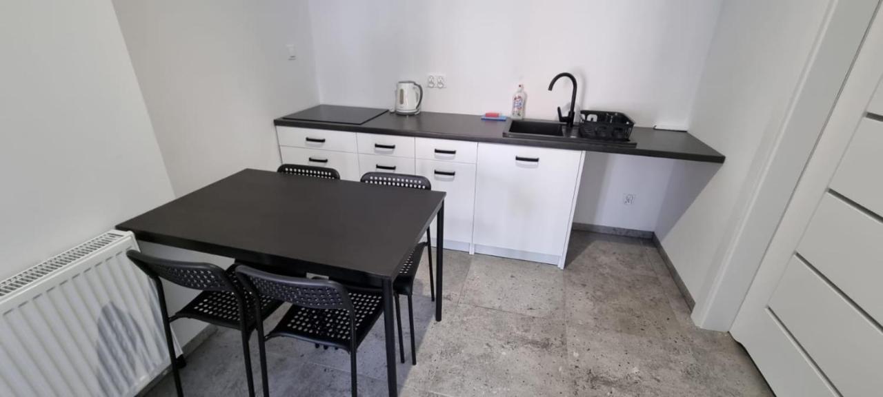 Apart Baltyk Pokoje & Apartamenty Łeba Exterior foto